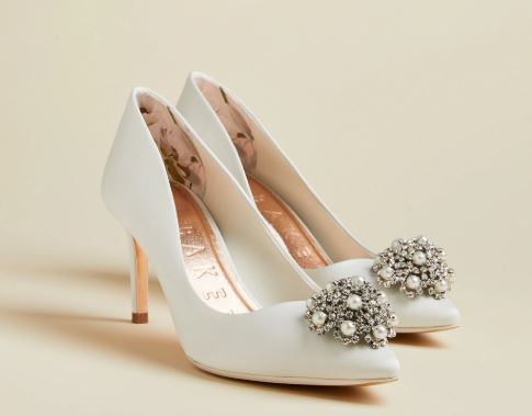 15 Best Wedding Shoe Stores in Singapore | Wedding Photography ...